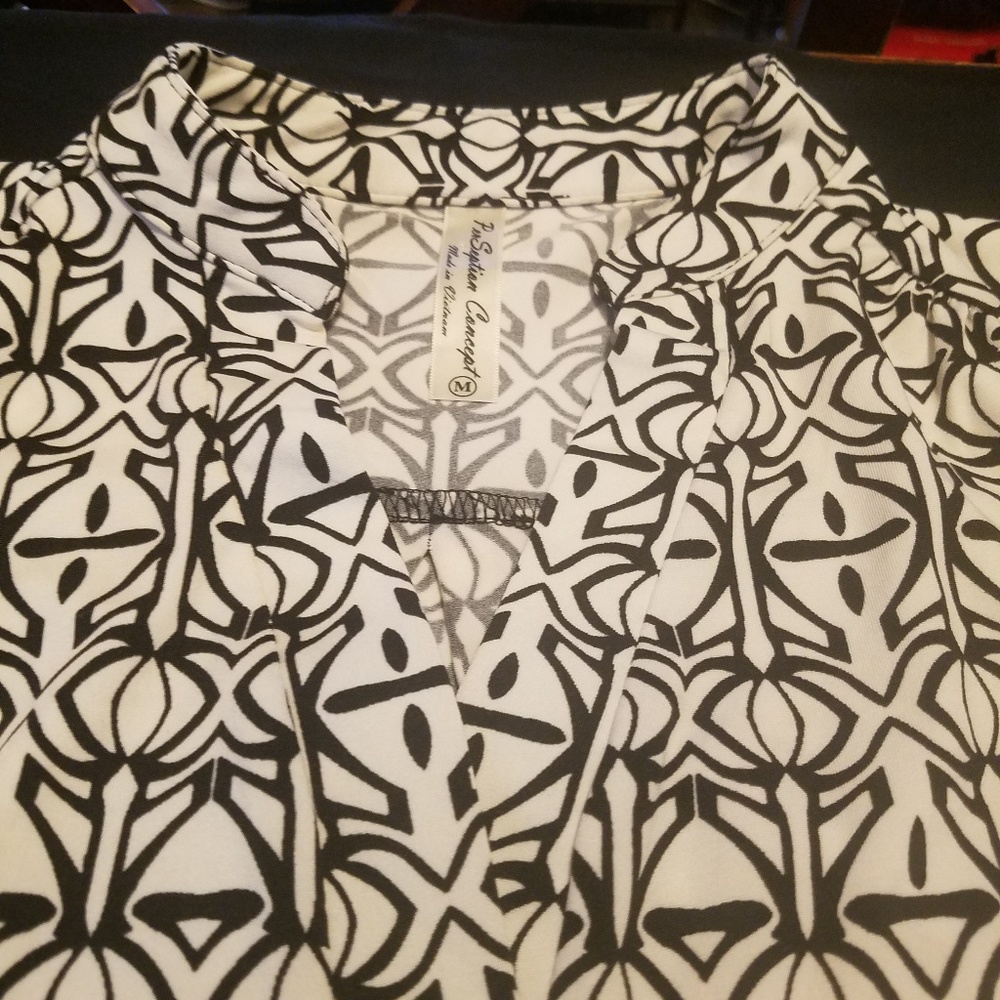 Top - Picture 4 of 4